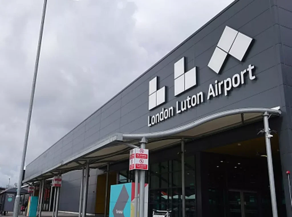 London Luton Airport Chauffeur Service - Best Chauffeur Service In London