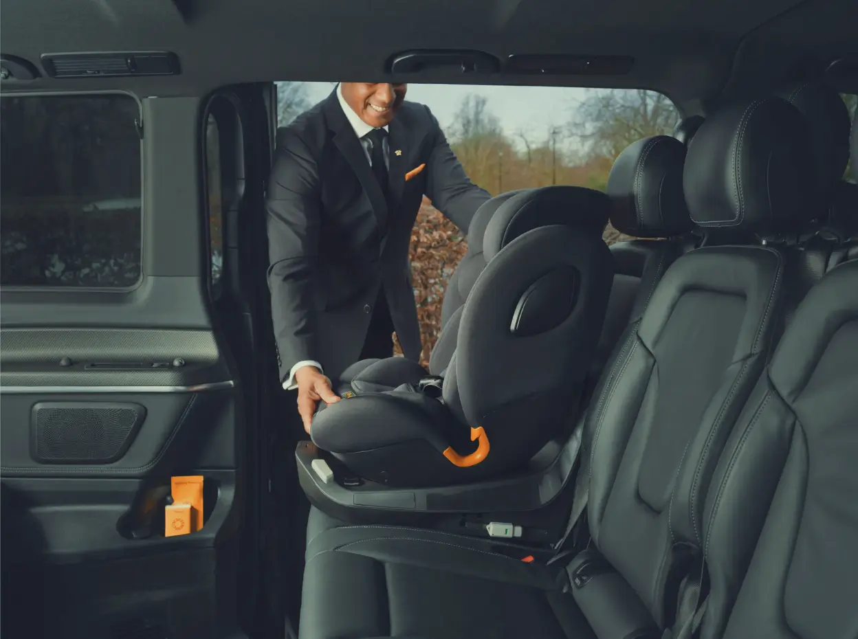 Heathrow Chaufferu - Luxury London Heathrow Transfers Service - Private Driver Hire For Heathrow Transfers - Private Car Hire With Child Seats