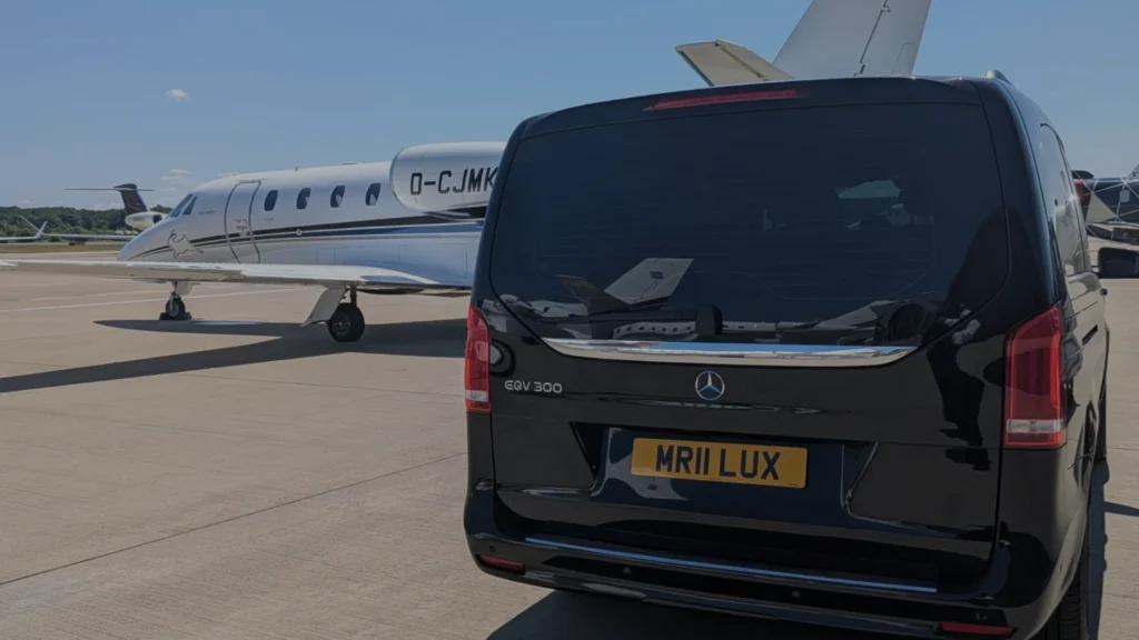 Luxury Executive Chauffeur Service In London For Airport Journeys